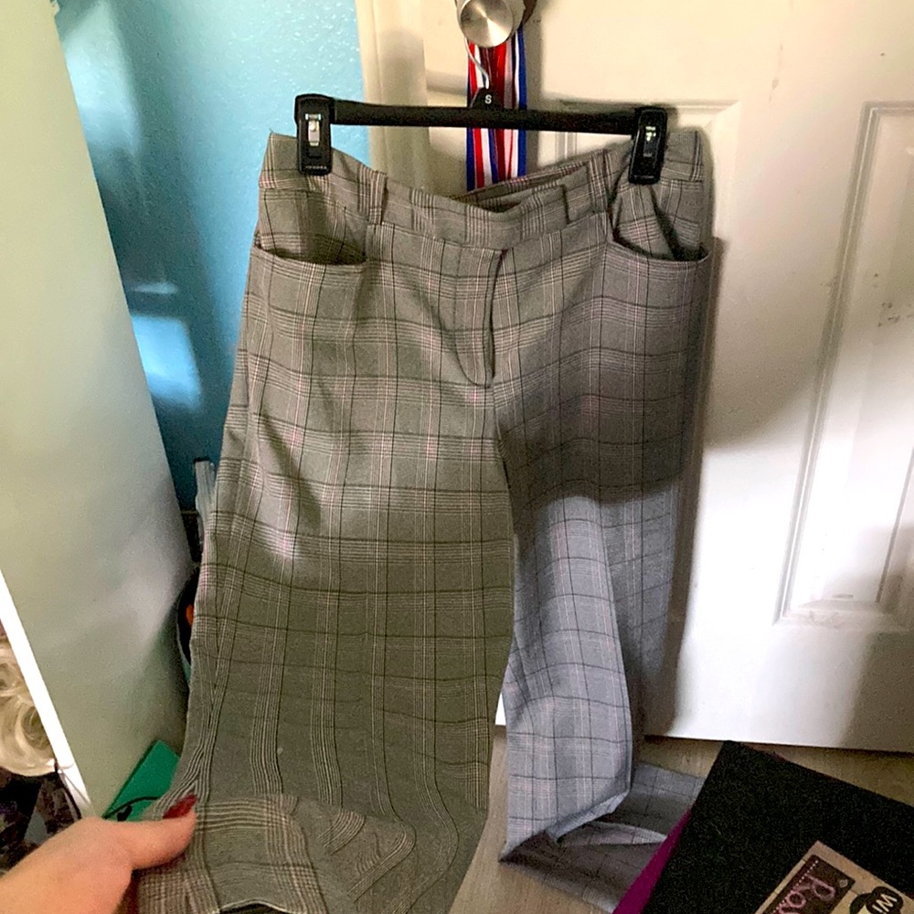 Tahari Brand Size 10 (Vietnam)